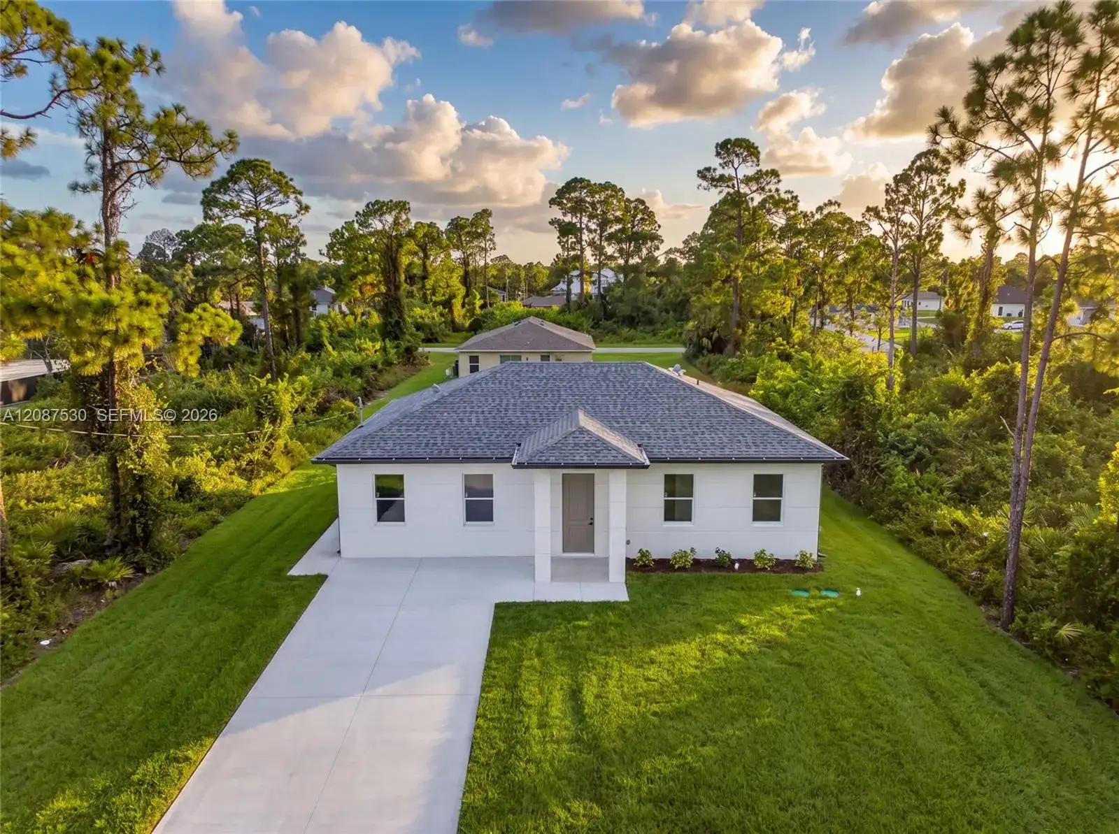 308 Mangonia, Lehigh Acres FL 33974 photo 5