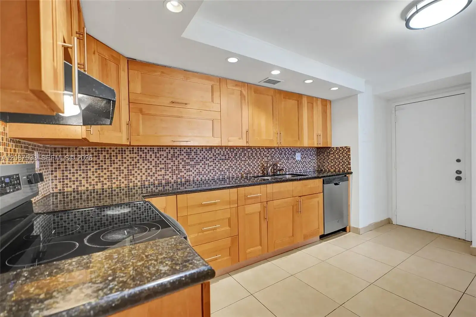 600 Three Islands Blvd # 311, Hallandale Beach FL 33009 photo 4
