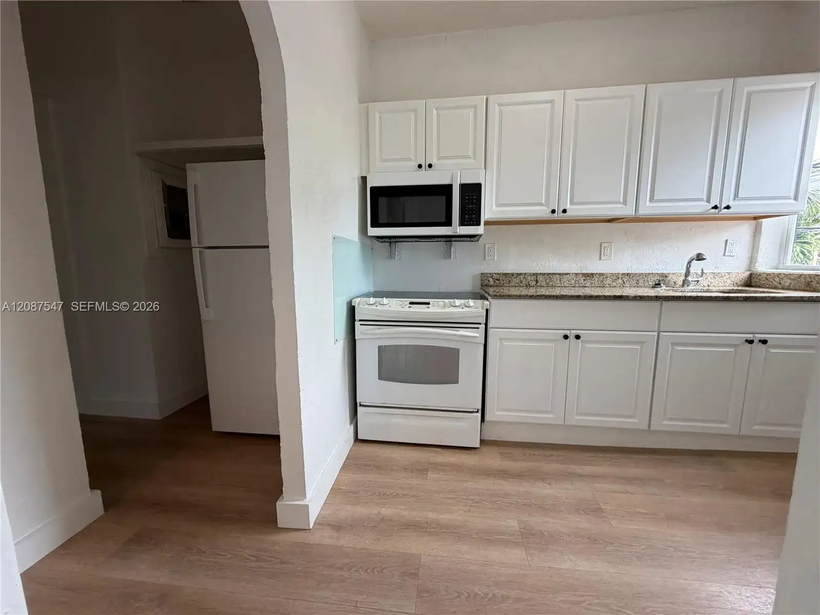 1429 SW 3rd St # 4, Miami FL 33135 photo 4