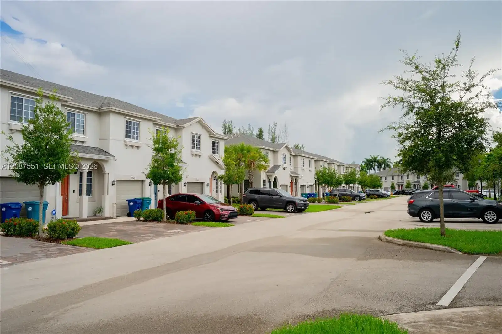 20828 NW 9 Path, Miami Gardens FL 33169 photo 2