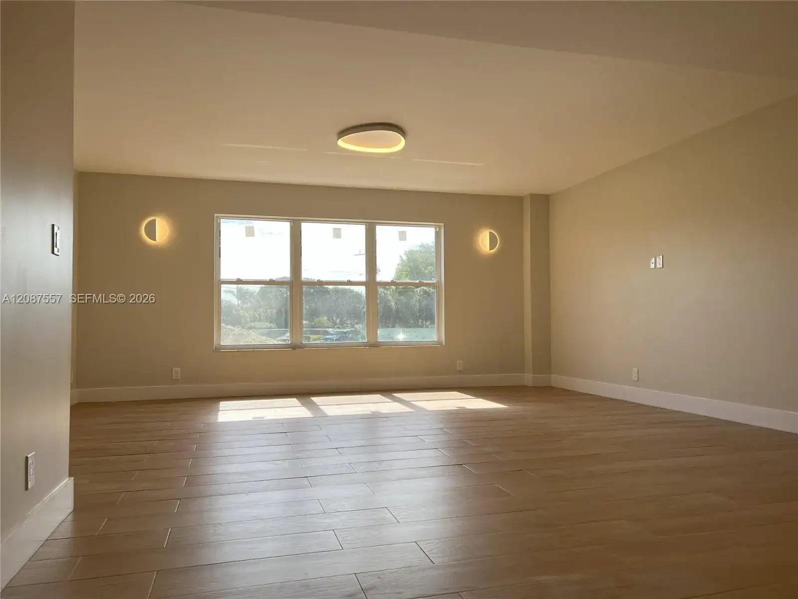1881 Middle River Dr # 207, Fort Lauderdale FL 33305 photo 4