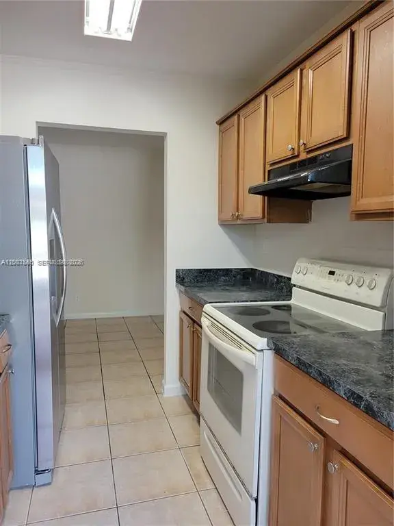 8704 NW 35th St # 105, Coral Springs FL 33065