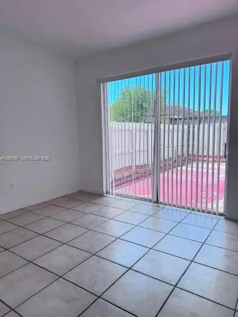 11102 SW 236th Ter, Homestead FL 33032 photo 4