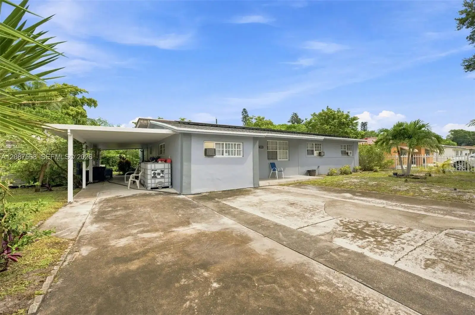 1299 NW 120th St, North Miami FL 33167 photo 2