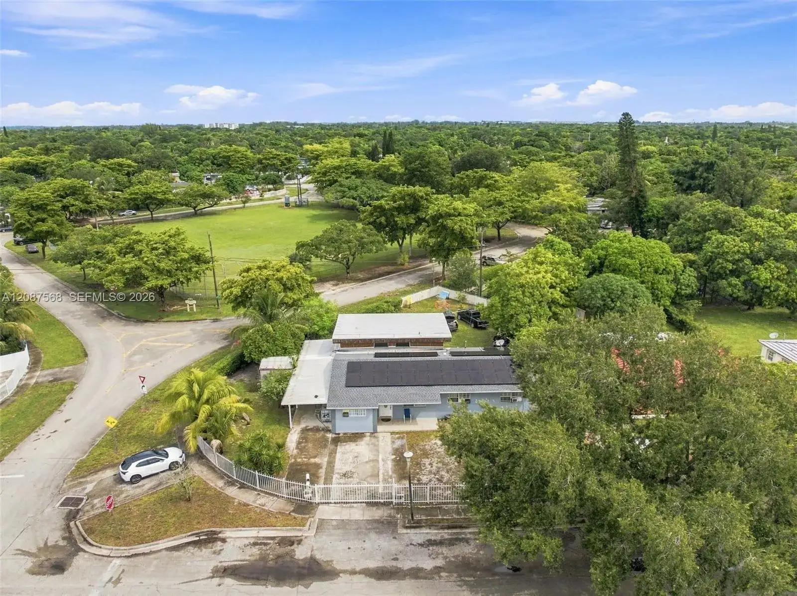 1299 NW 120th St, North Miami FL 33167 photo 3