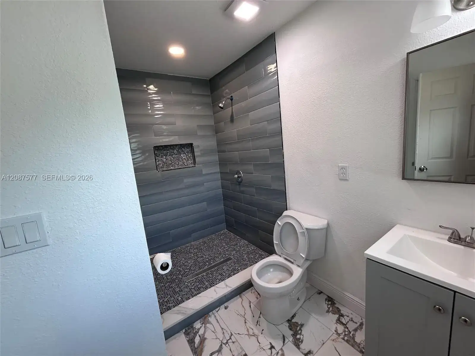 1835 NW 122nd St, Miami FL 33167 photo 5