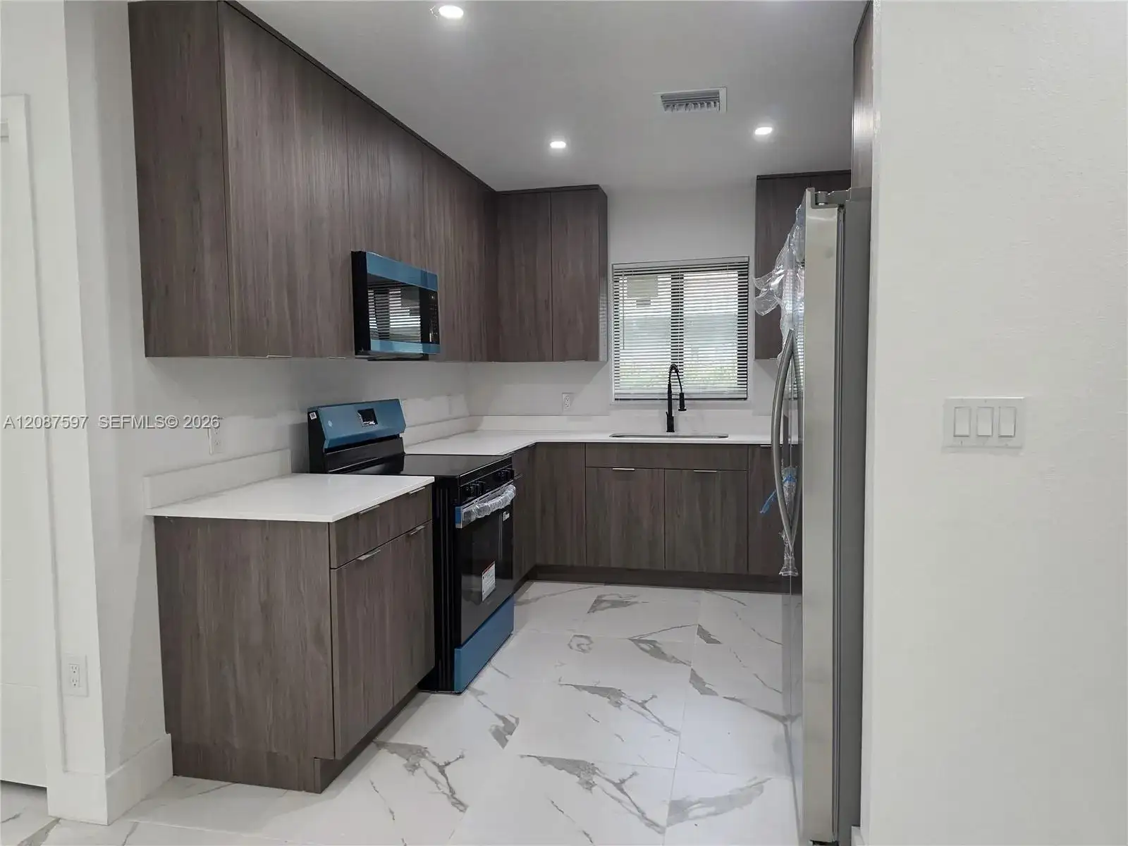 348 NW 8th St, Pompano Beach FL 33060 photo 5