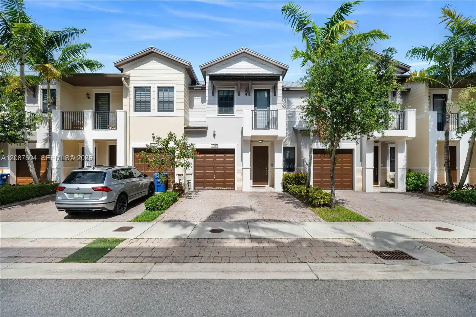 6005 NW 104th Path # 6005, Doral FL 33178