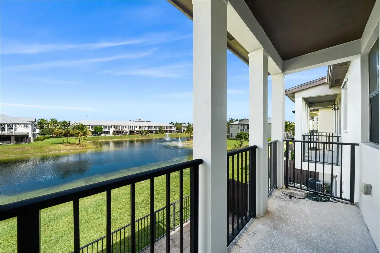 6005 NW 104th Path # 6005, Doral FL 33178 photo 3