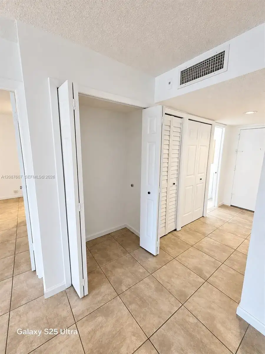 301 Racquet Club Rd # 310, Weston FL 33326 photo 5