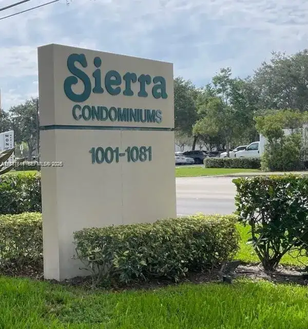 1021 SE Monterey Rd # 20, Stuart FL 34994 photo 4