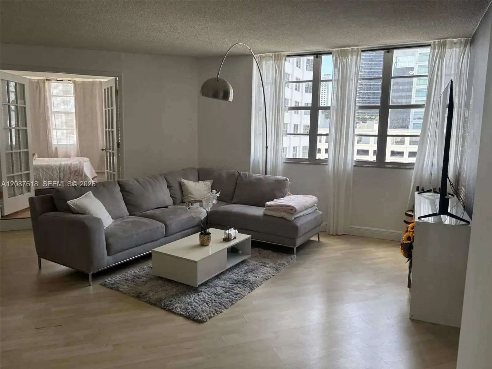 801 Brickell Bay Dr # 964, Miami FL 33131 photo 2