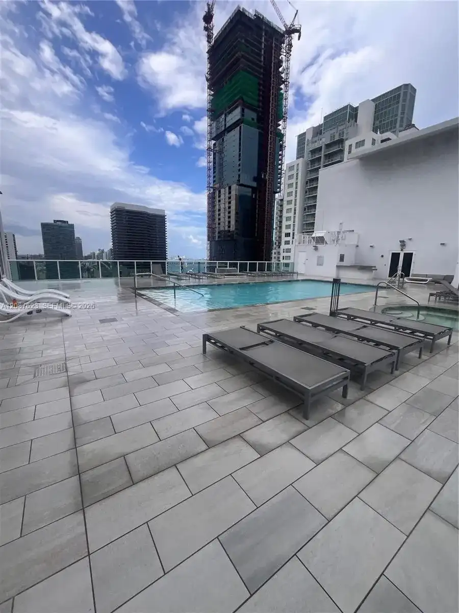 133 NE 2nd Ave # 2301, Miami FL 33132
