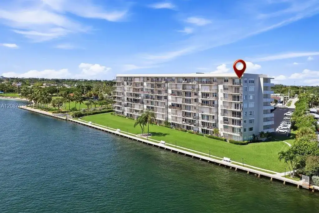 801 Lake Shore Dr # 801, Lake Park FL 33403 photo 3