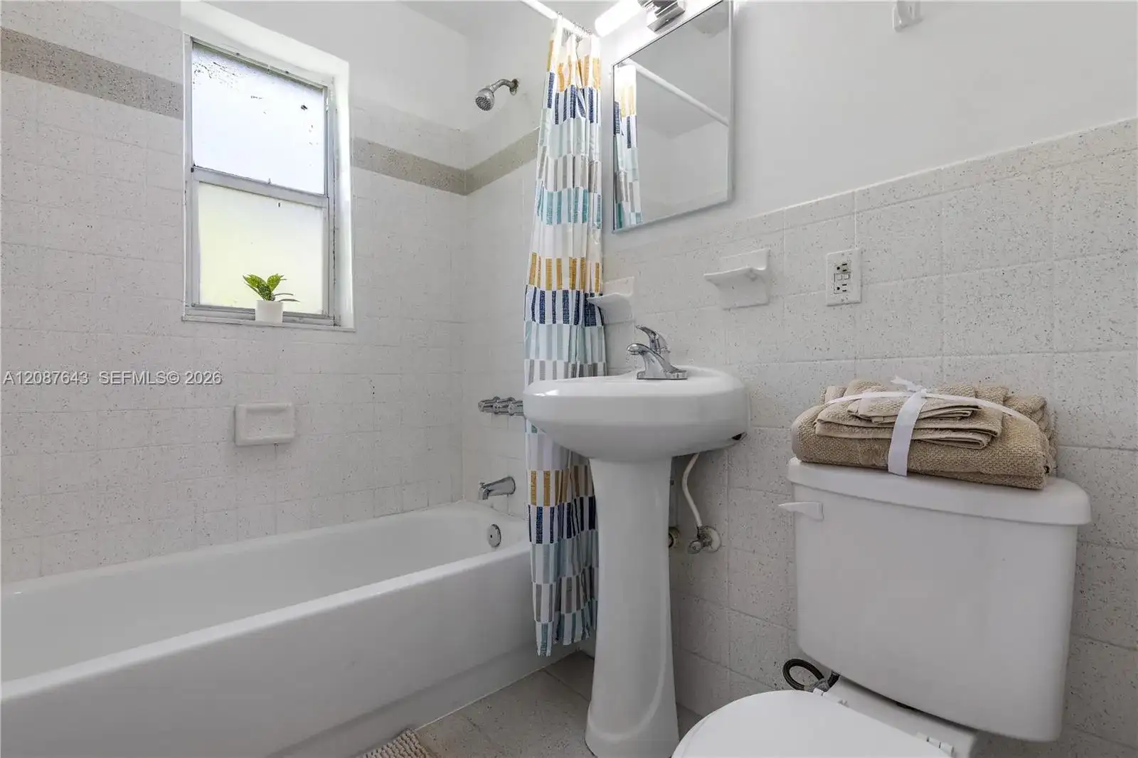 180 NE 68th Street # 1, Miami FL 33138 photo 4