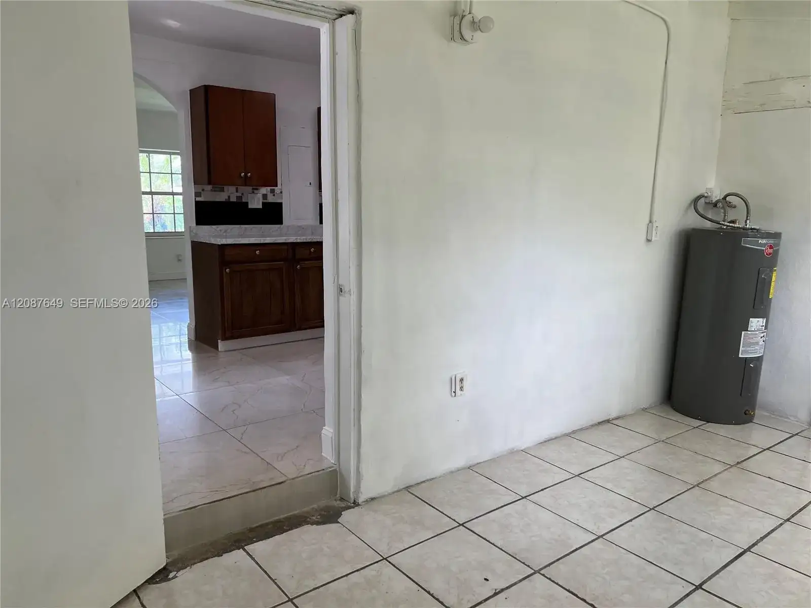 1740 NW 90th St, Miami FL 33147 photo 4