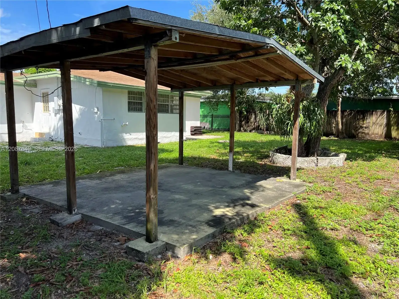 1740 NW 90th St, Miami FL 33147 photo 5