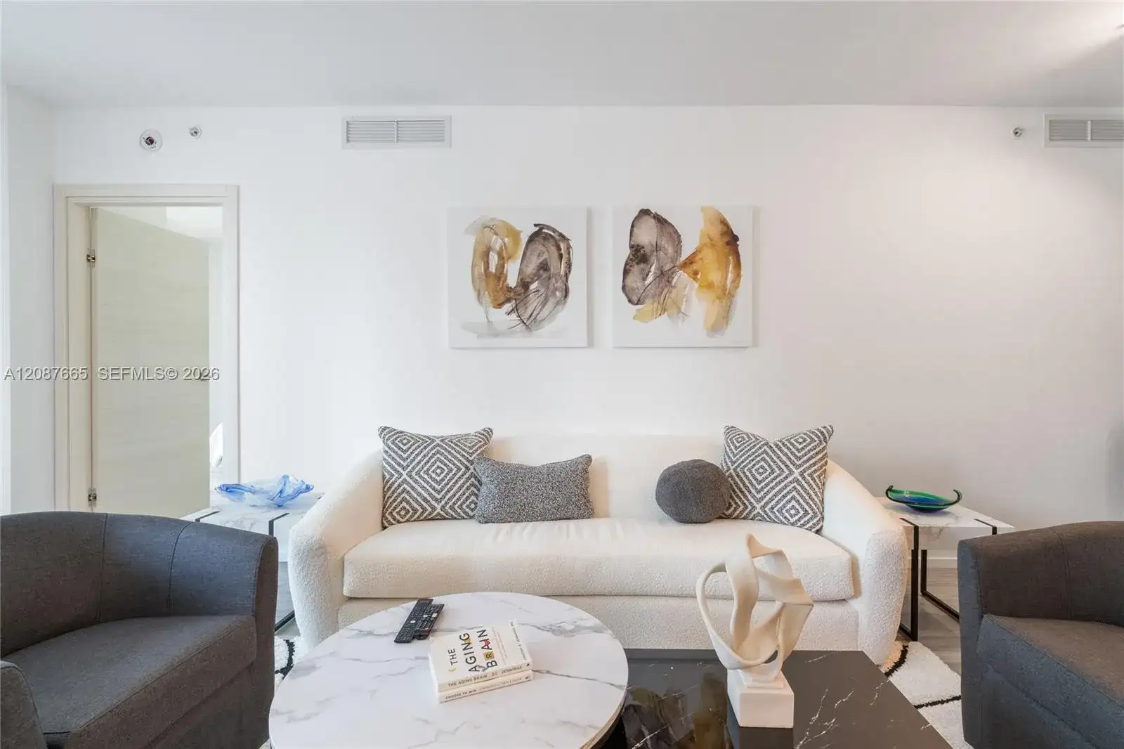 801 S Miami Ave # 1002, Miami FL 33130 photo 2