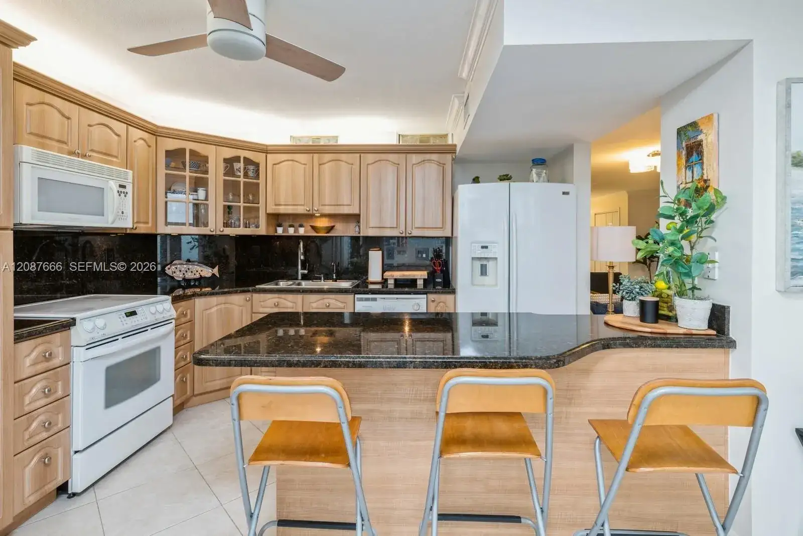 6423 Collins Ave # 1201, Miami Beach FL 33141 photo 4