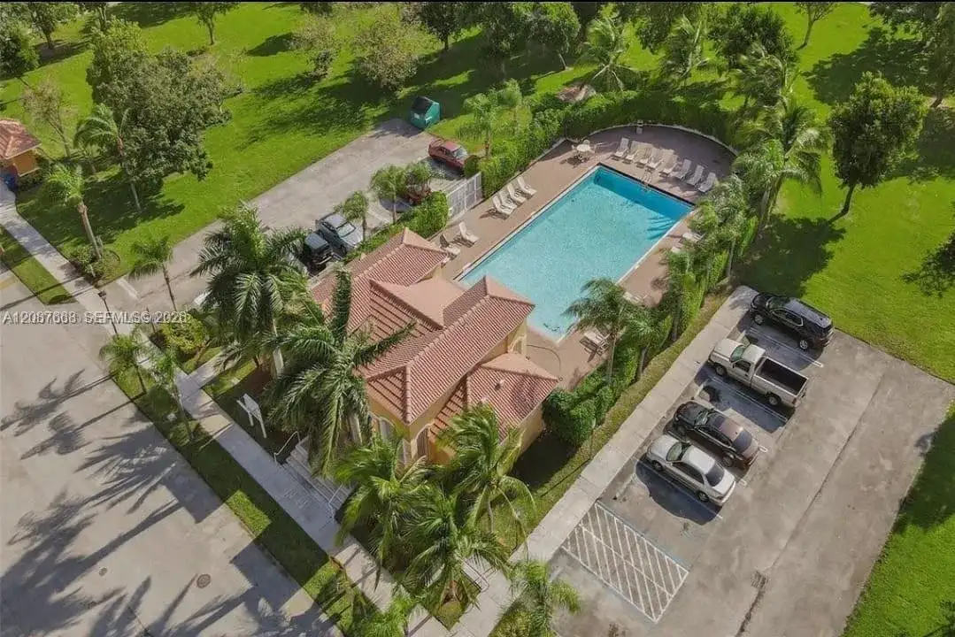 24705 SW 110th Pl, Homestead FL 33032 photo 4
