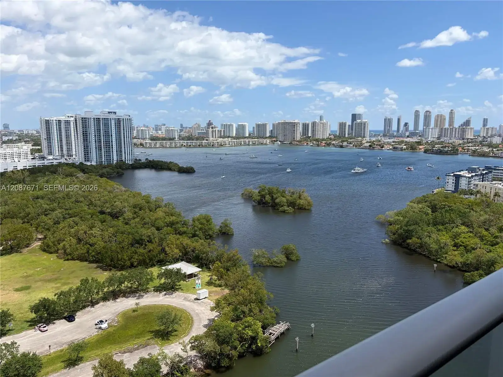 16385 Biscayne Blvd # 2104, North Miami Beach FL 33160 photo 2