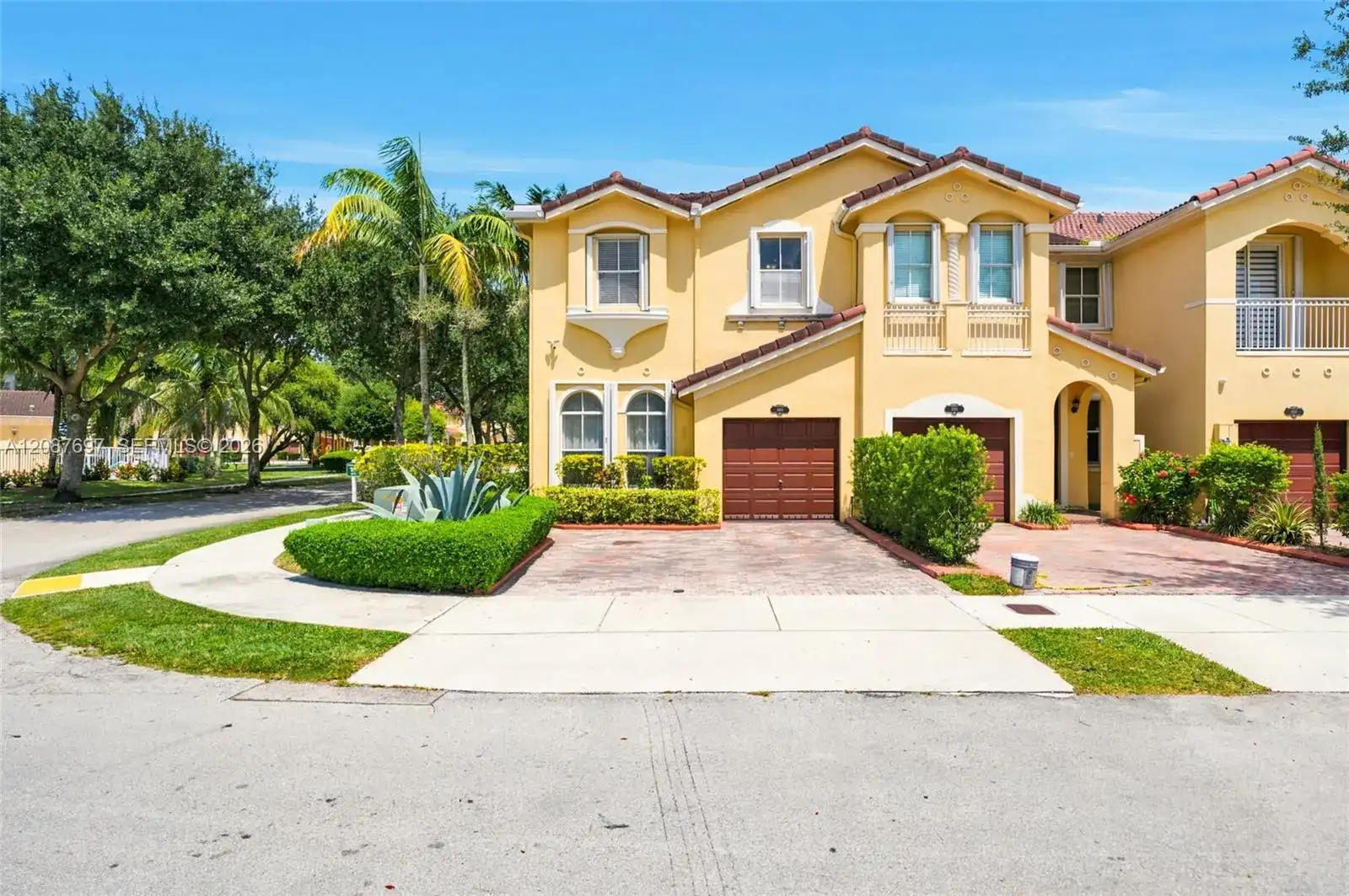 889 SW 151st Pl, Miami FL 33194 photo 3