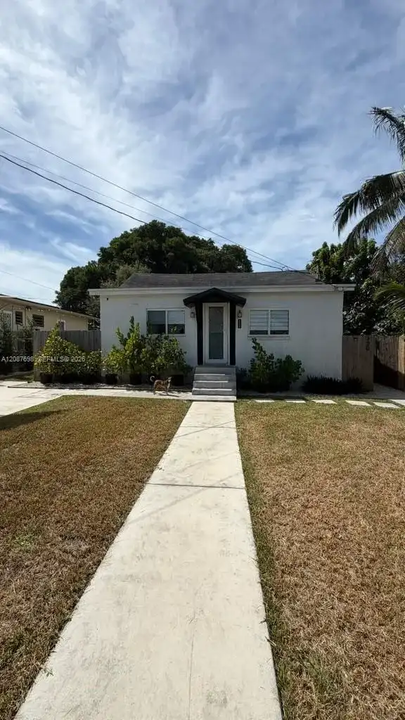 122 NW 51st St # 122, Miami FL 33127