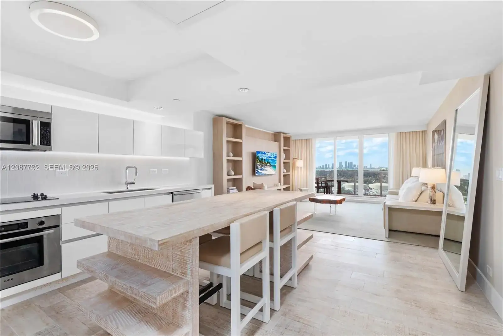 102 24th St # 1531, Miami Beach FL 33139 photo 4