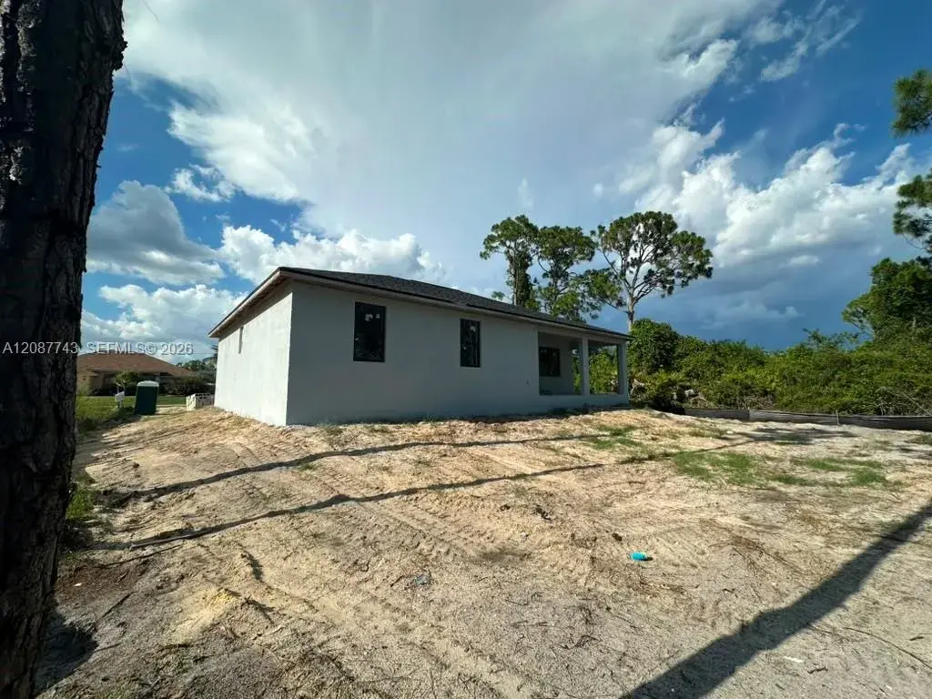 15825 Lakeland Circle, Other City - In The State Of Florida FL 33981