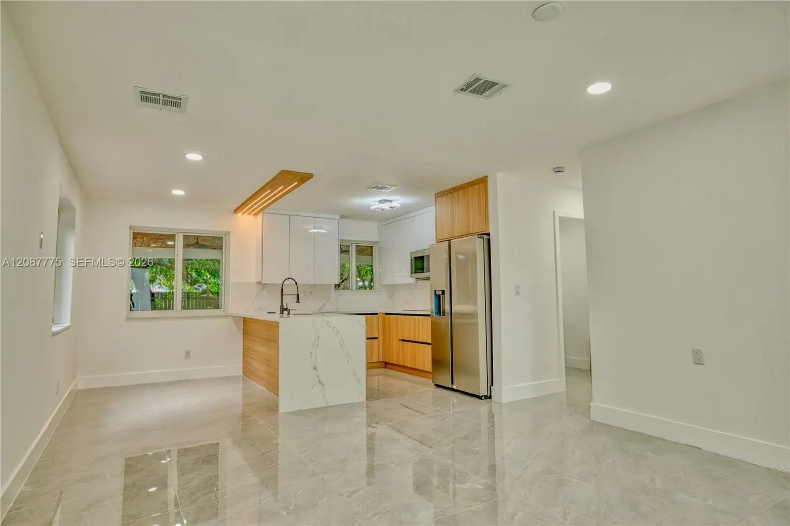 11301 SW 201st St, Miami FL 33189 photo 2