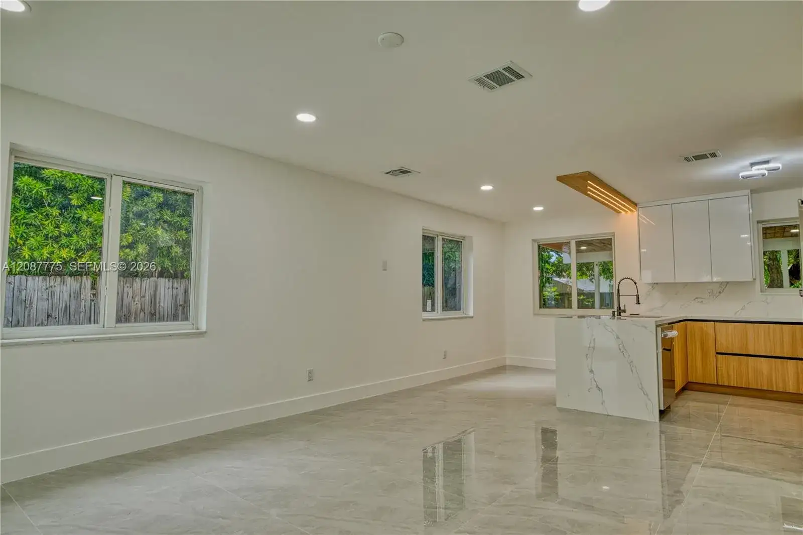 11301 SW 201st St, Miami FL 33189 photo 3