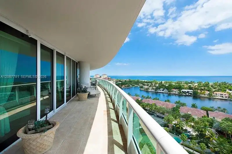 19955 NE 38 CT # 2002, Aventura FL 33180