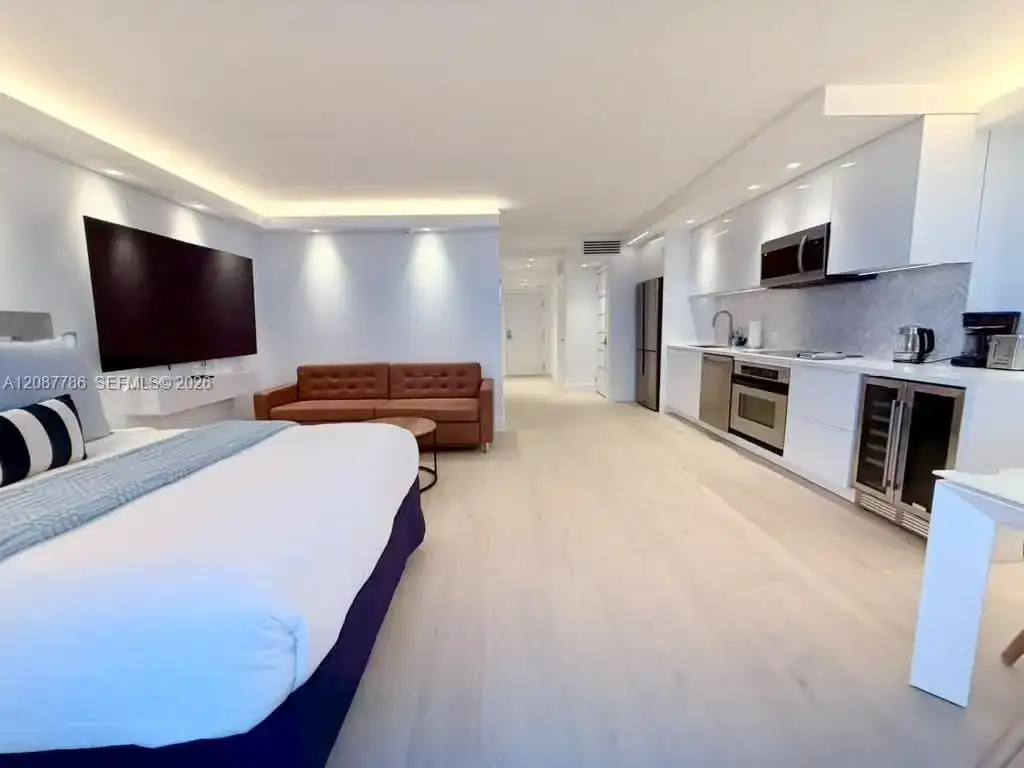 2301 Collins Ave # 920, Miami Beach FL 33139 photo 2
