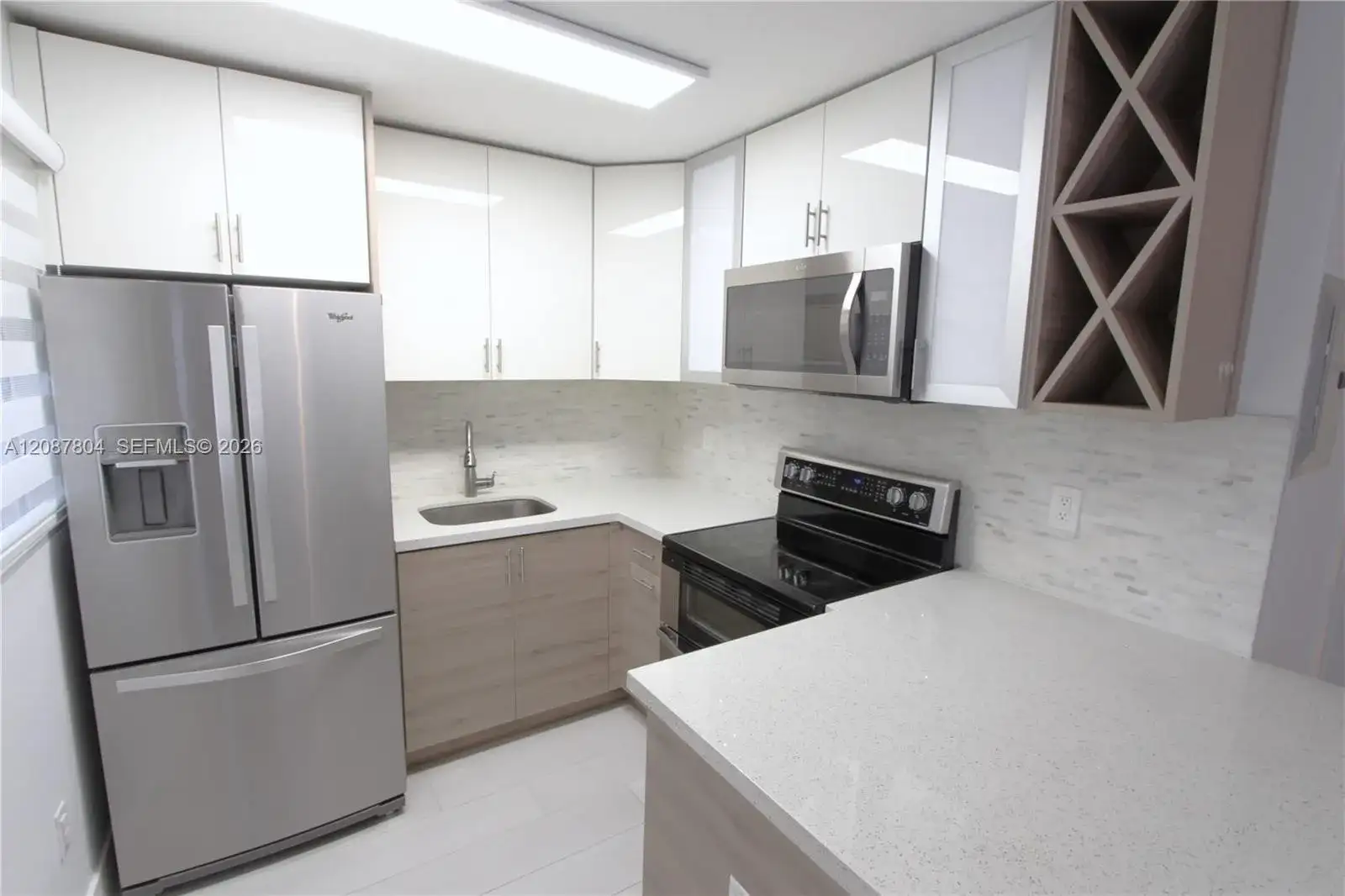 427 Santander Ave # 202, Coral Gables FL 33134 photo 3