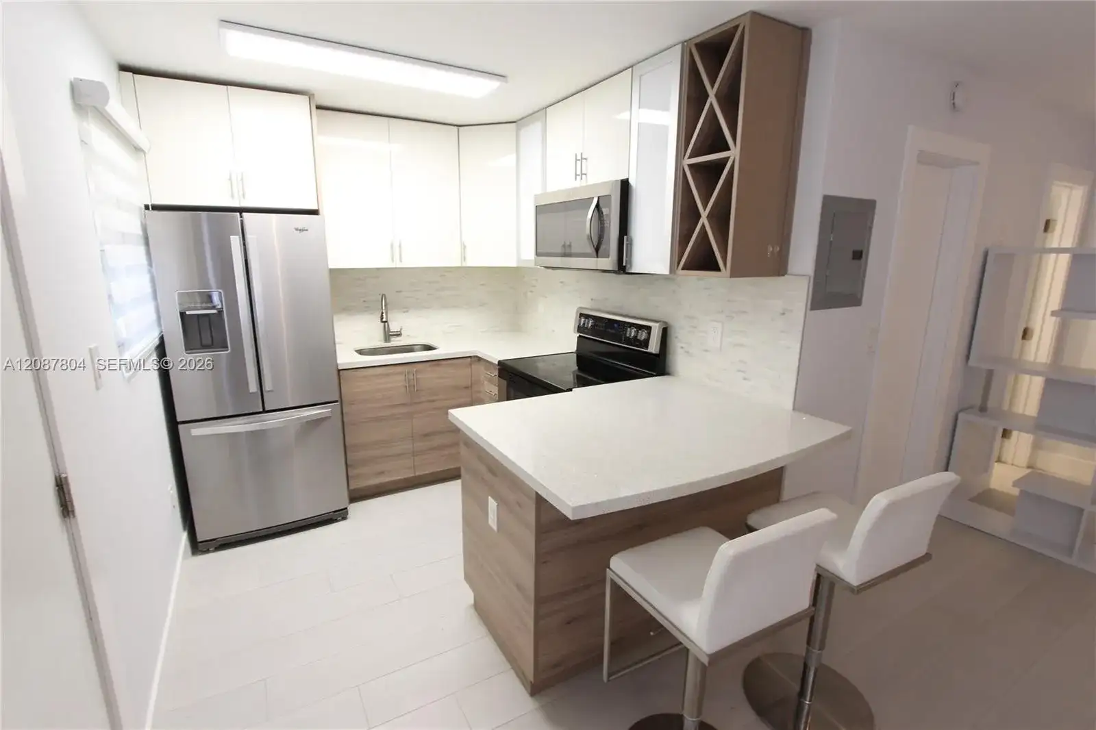 427 Santander Ave # 202, Coral Gables FL 33134 photo 4
