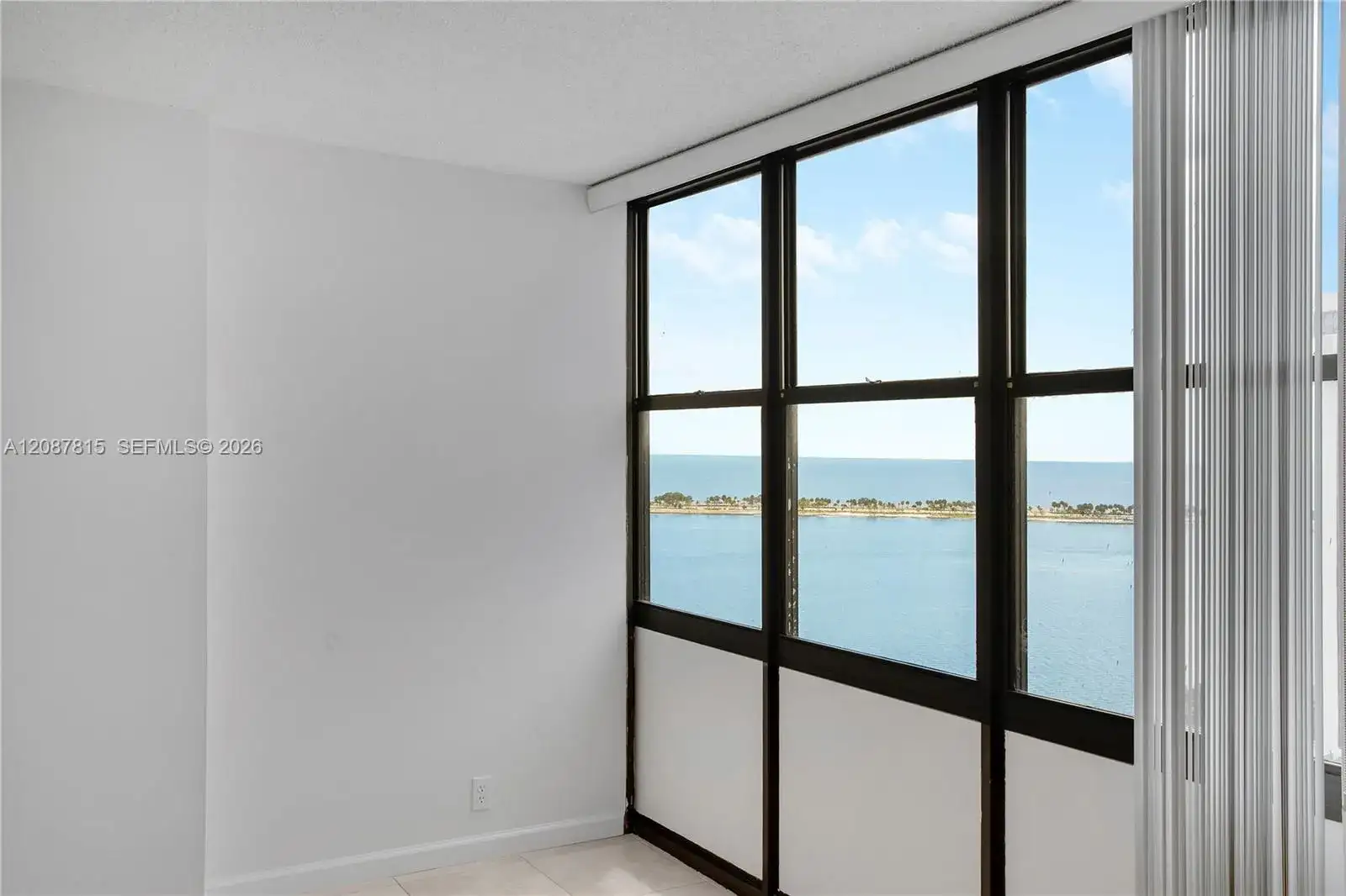 1901 Brickell Ave # B1702, Miami FL 33129 photo 4