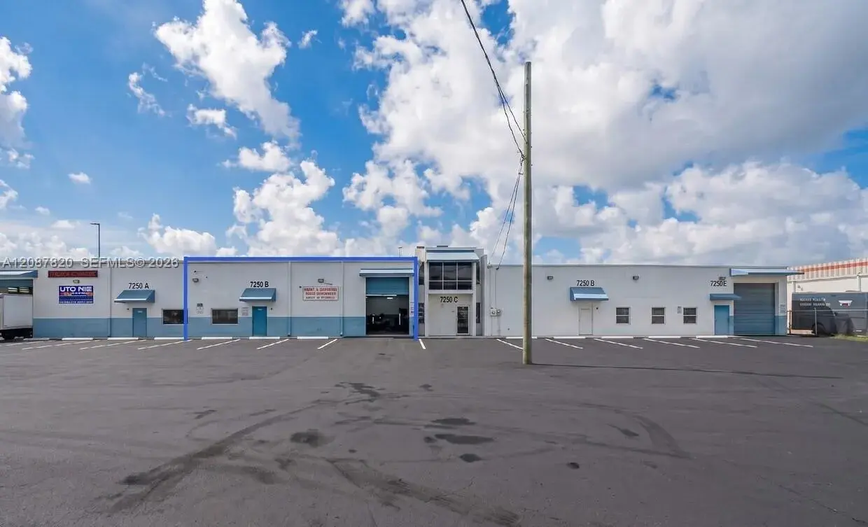 Commercial Sale for sale at 7250 NW 41st St # B, Miami FL 33166