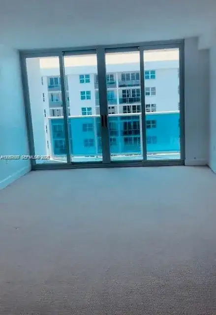 7501 E Treasure Dr # 9R, North Bay Village FL 33141 photo 4