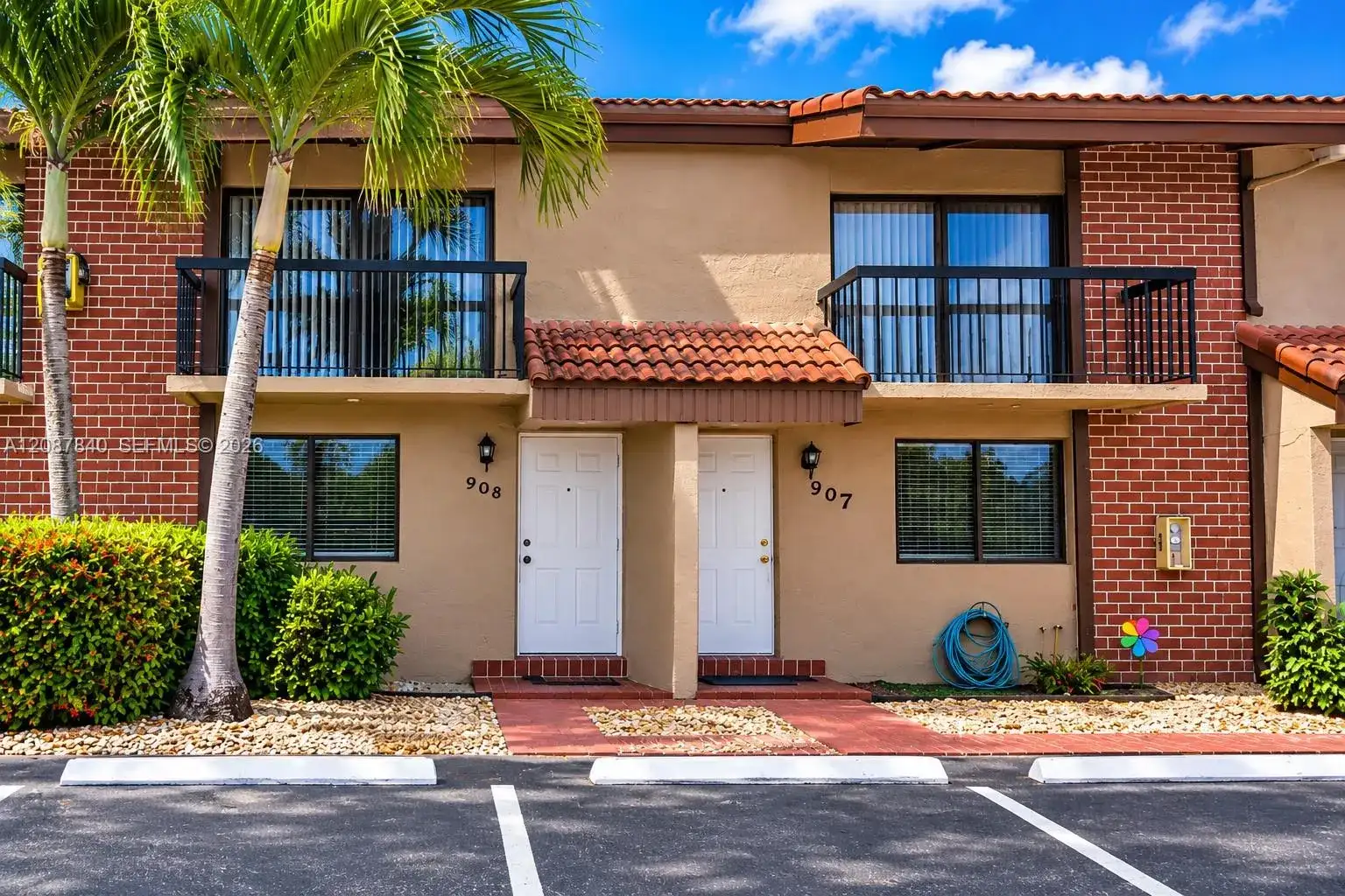 1909 SW 107th Ave # 907, Miami FL 33165 photo 2