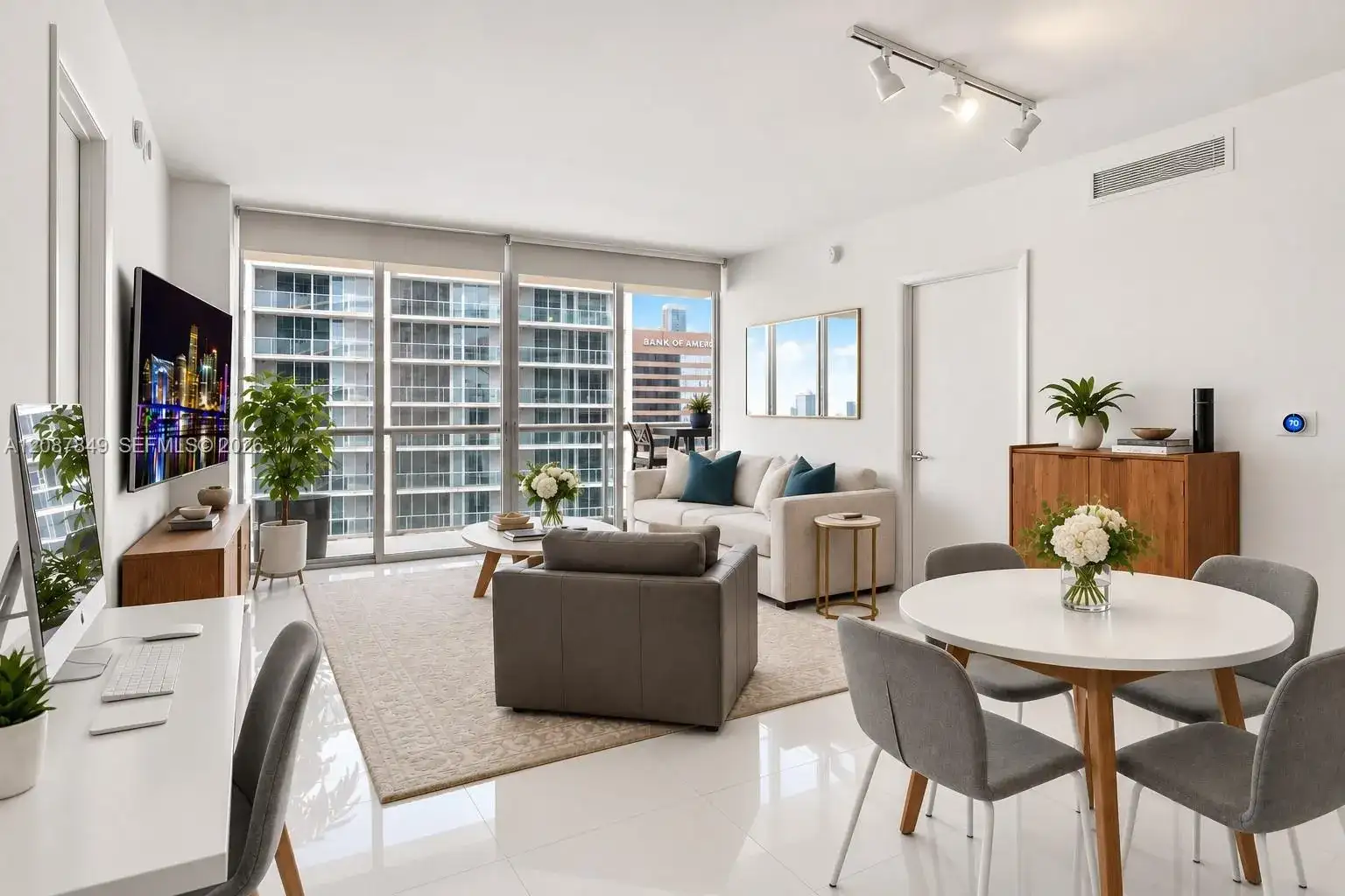 475 Brickell Ave # 3609, Miami FL 33131 photo 5