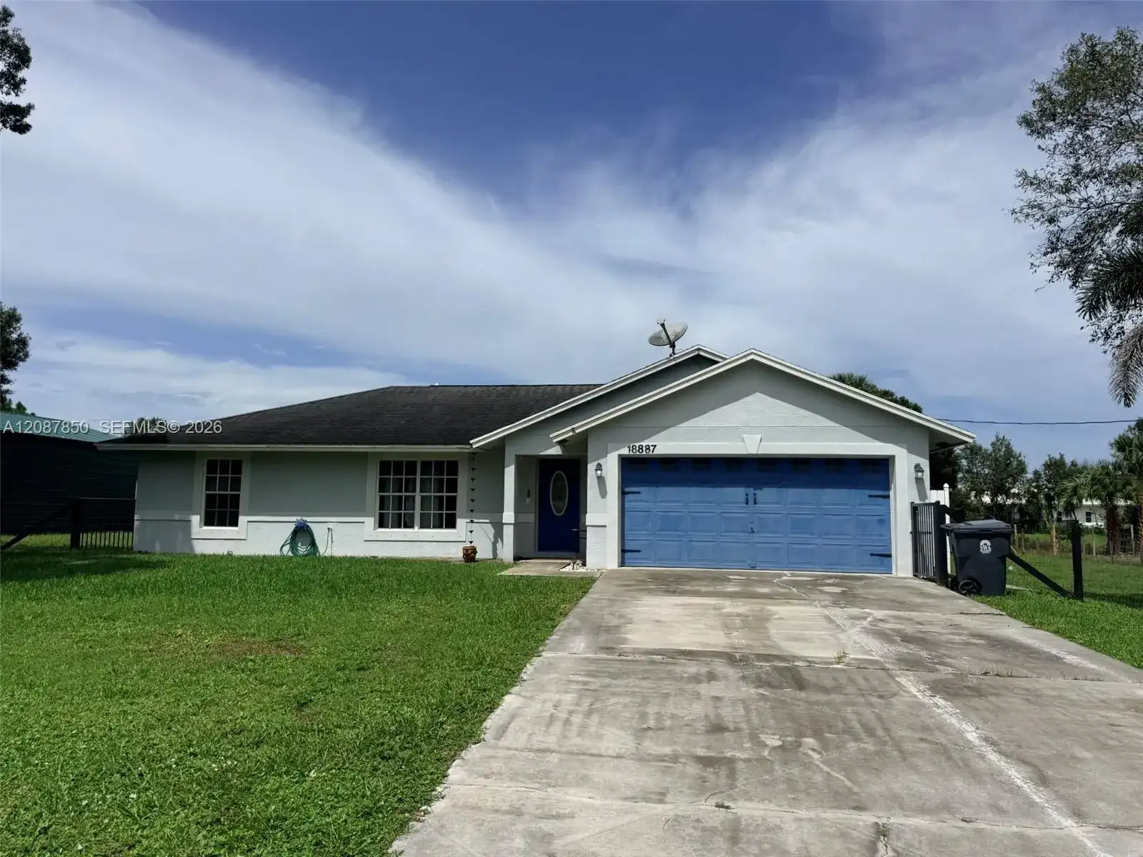 18887 N 42nd Rd N, Loxahatchee FL 33470