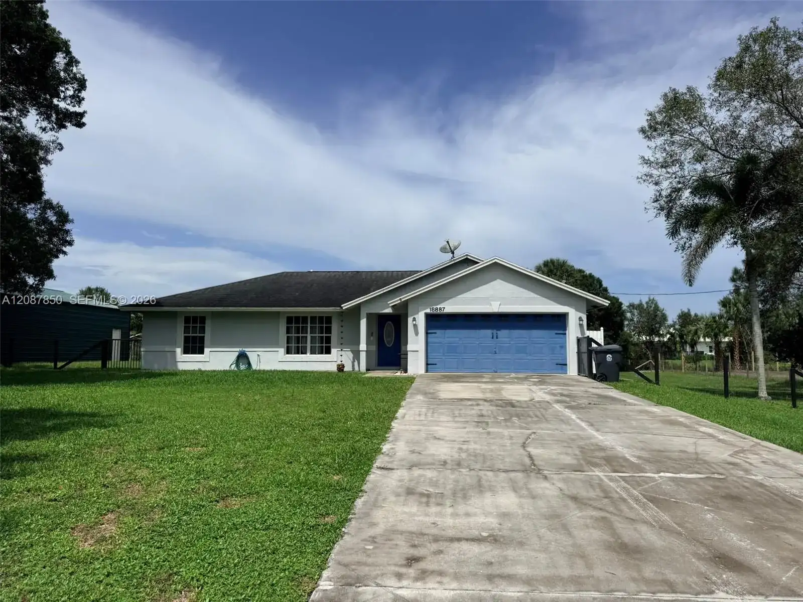 18887 N 42nd Rd N, Loxahatchee FL 33470 photo 2