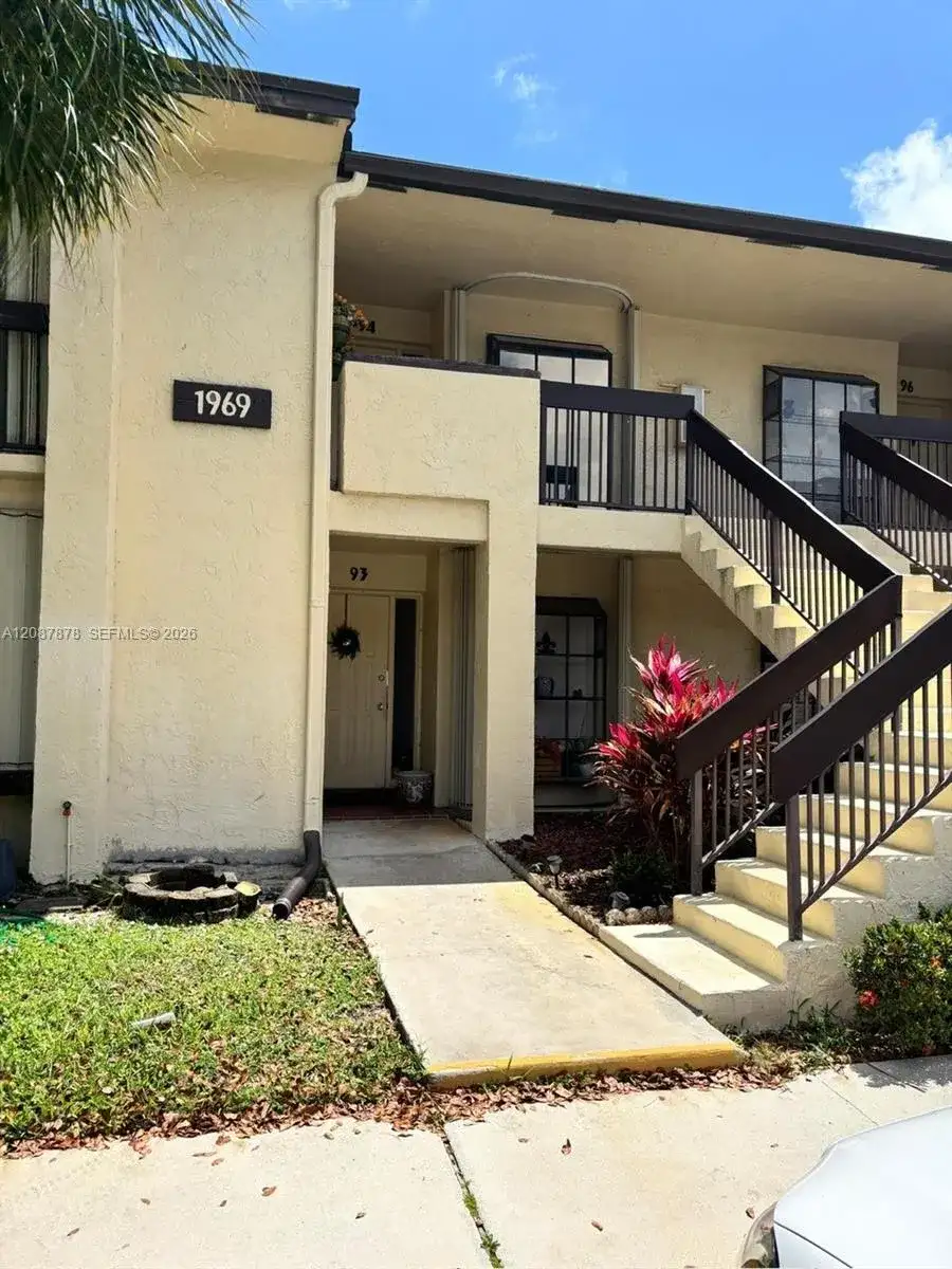 1969 SW 15th St # 93, Deerfield Beach FL 33442 photo 2