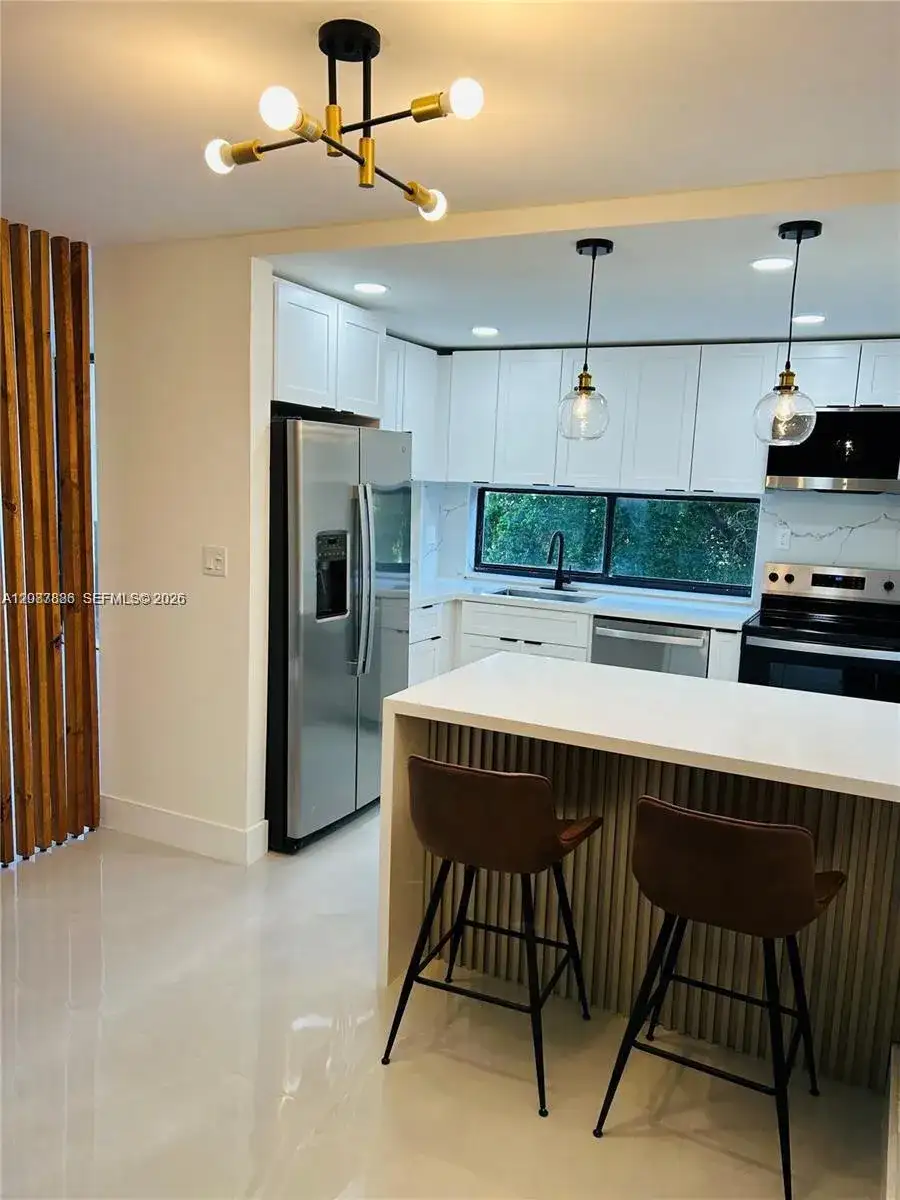 17021 N Bay Rd # 4, Sunny Isles Beach FL 33160 photo 3