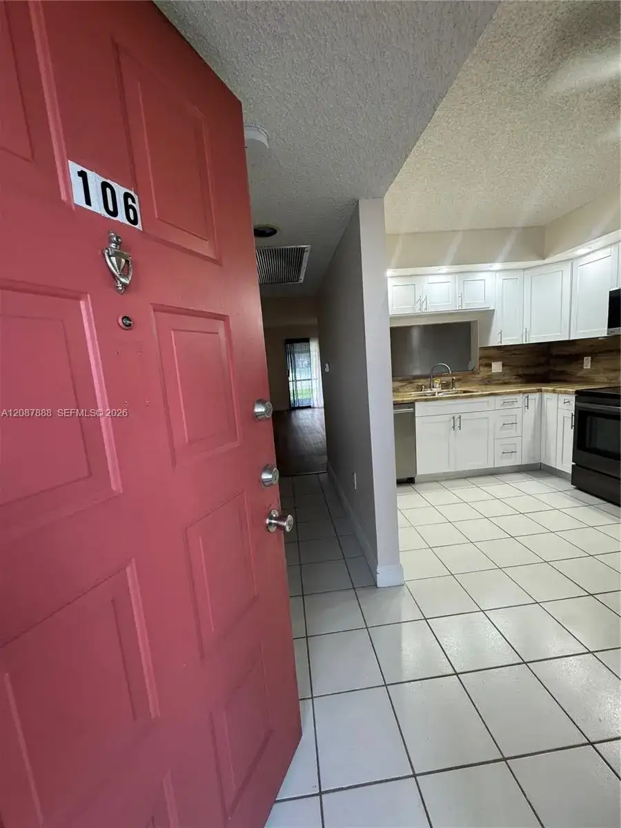 750 SW 138th Ave # 106F, Pembroke Pines FL 33027 photo 2