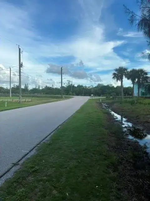 3915 Magnolia Way, Punta Gorda FL 33950 photo 2