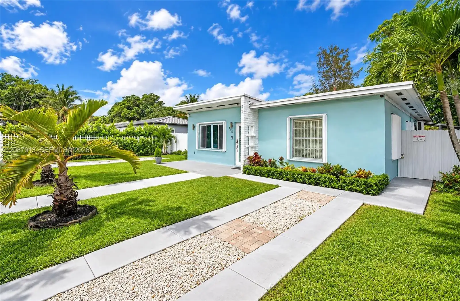 735 NW 129th St, North Miami FL 33168 photo 3