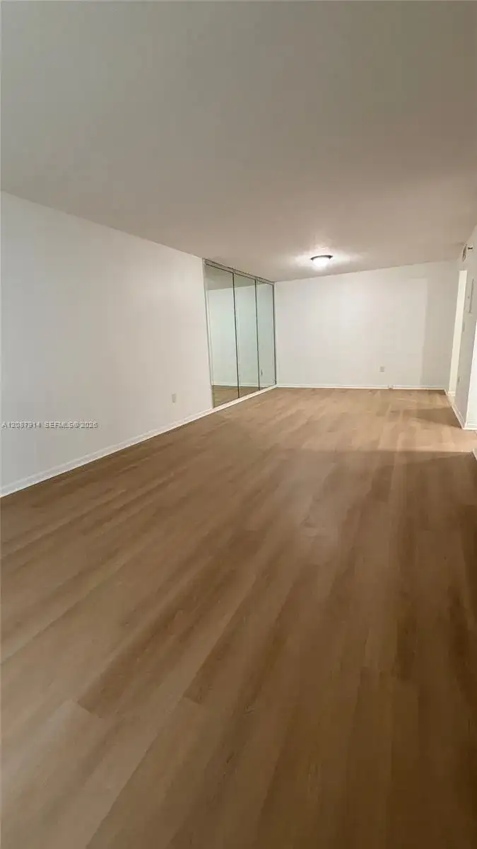 17890 W Dixie Hwy 215 Hwy # 215, North Miami Beach FL 33160 photo 5