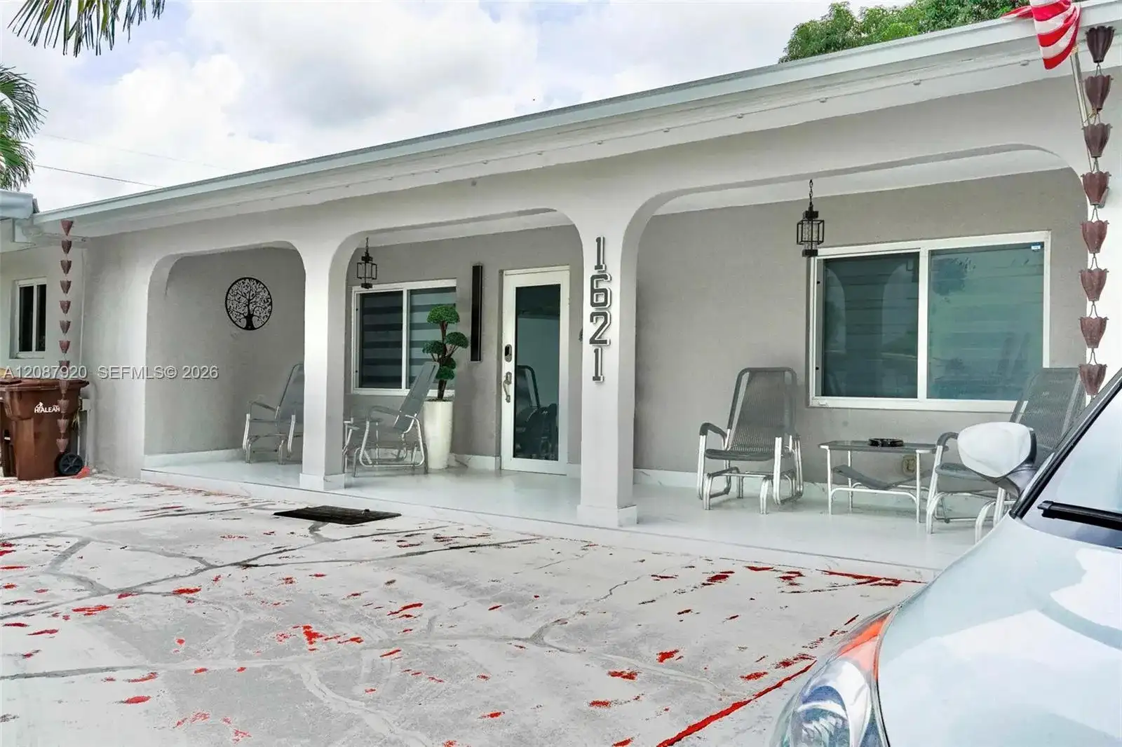 1621 E 6th Ave, Hialeah FL 33010 photo 2