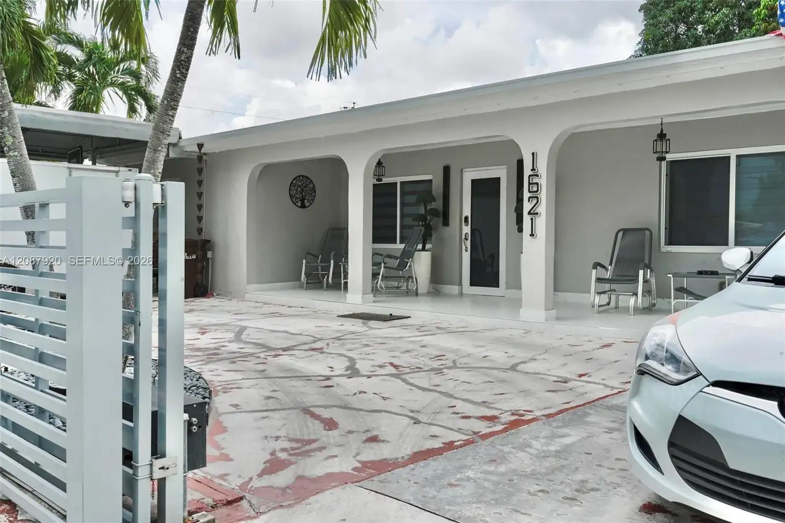 1621 E 6th Ave, Hialeah FL 33010 photo 4